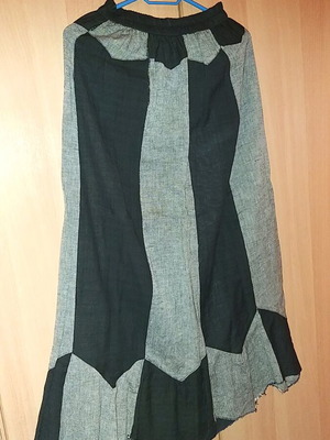 Skirt used, size L, 100% cotton with elastic waist