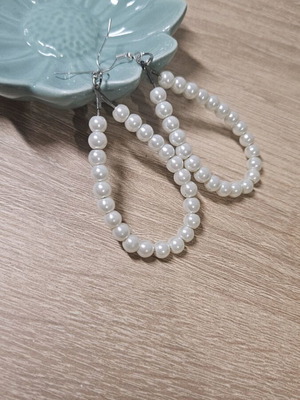 Pearl earrings new, handmade
