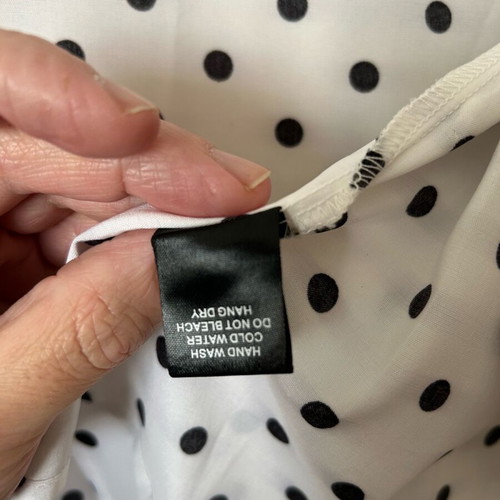 Women's shirt medium side tie like new