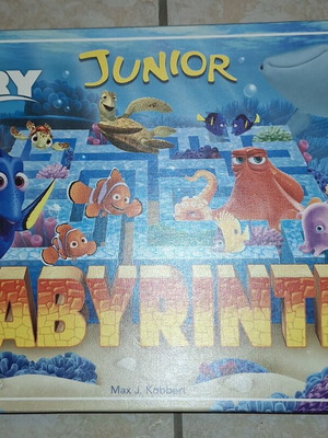 Labyrinth Nemo board game like new