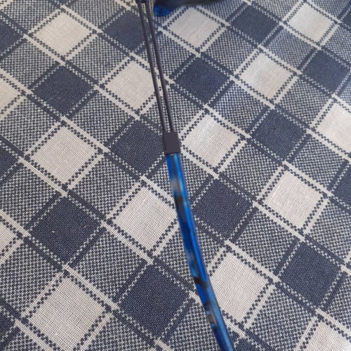 Sunglasses used in blue shade with metal frame
