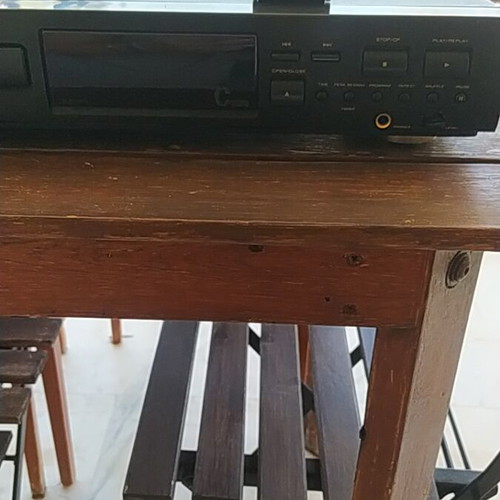 Marantz CD player like new