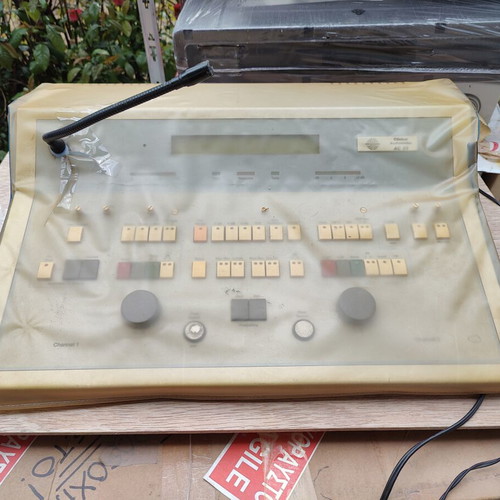 Clinical audiometer AC33