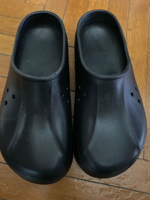Ανδρικές παντόφλες Crocs νούμερο 46 μεταχειρισμένες, άριστη κατάσταση