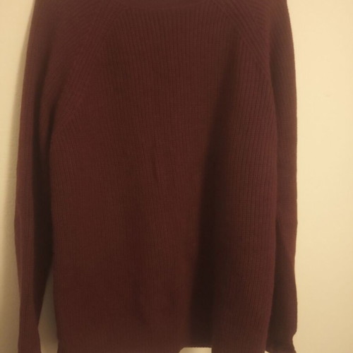 Benetton medium sweater new, dark burgundy