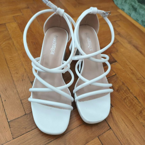 Heeled sandals like new, size 38, white