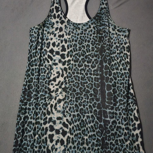 Long sleeveless dress with turquoise leopard print