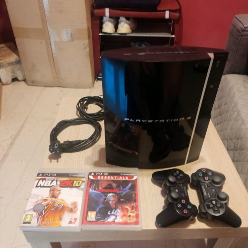 Ps3 σαν καινούργιο με 2 μοχλούς και 2 παιχνίδια