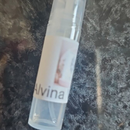 Alvina Vayana Decant used, over 1 ml, similar to Valaya