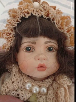 Venetian collectible porcelain doll like new vintage