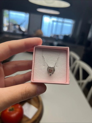 Swarovski 3D heart necklace used, gray and pink