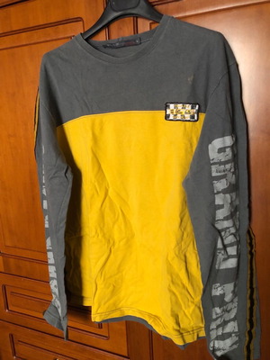 3 Guys men's shirt size XL