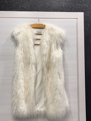 Zara fur vest used, white, long, synthetic fur
