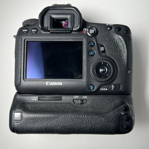 Canon EOS 6D Full Frame DSLR with Battery Grip used