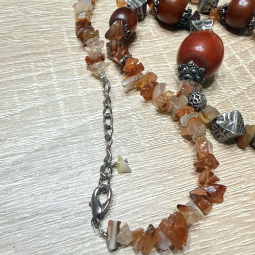 Necklaces used, set of 2, good condition