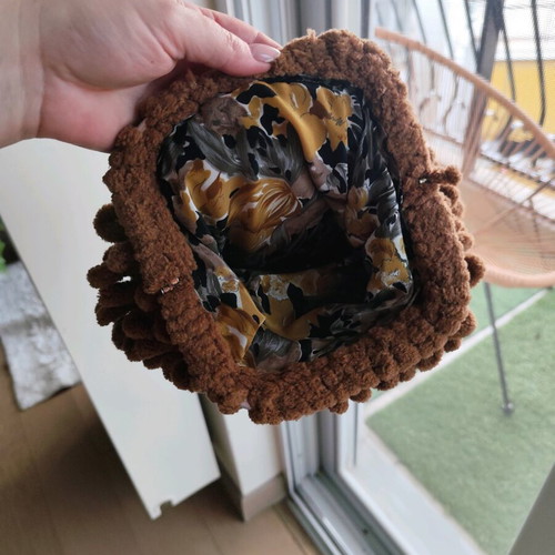 Knitted handmade brown bag like new, handheld