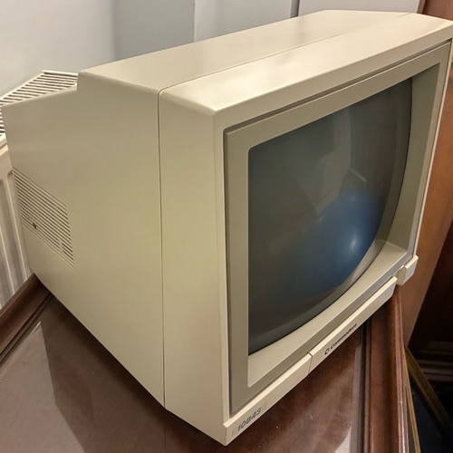 Commodore 1084s CRT 14" Monitor stereo used