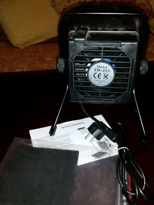 ZD-153 Soldering Fume Extraction System like new with manual and two filters
