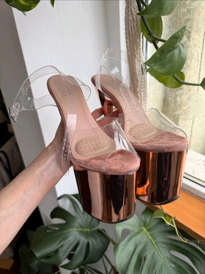 Pole Dancing Hellas like new, size 39