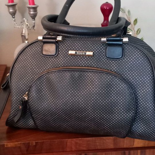 Tous bag branded excellent, ideal for professional use