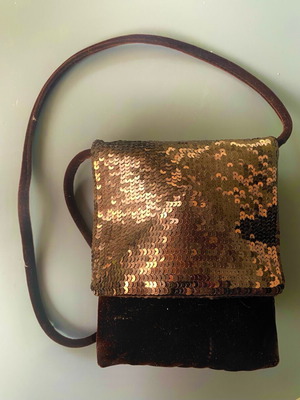 Velvet hand bag like new, brown with bronze sequins