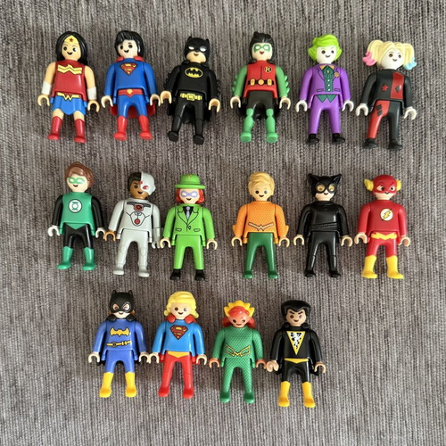 Kinder Playmobil 16 figures complete collection like new