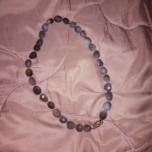 Necklaces made of stones like new