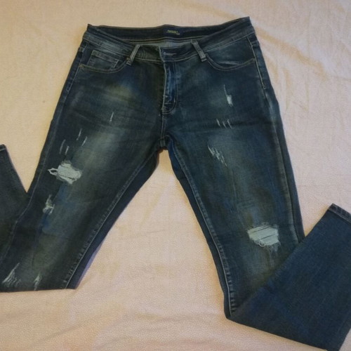 Blue jeans pants like new with distressed design, size XL