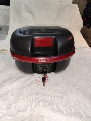 Huangjia 989 Luxury Top Box for Motorcycle like new, universal with base