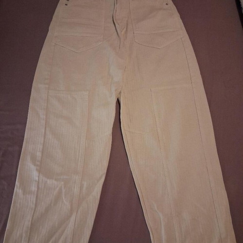 Bershka women's beige jeans, size M / 38 / 10