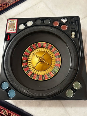 Casino Roulette Set with Wheel, Chips and Table Mat like new