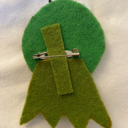 Felt Kermit pin new