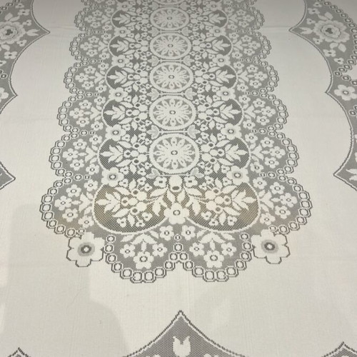 Tablecloth like new 2.20 by 1.40