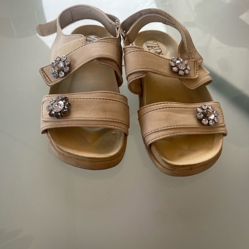 Zara sandals used, size 31, beige