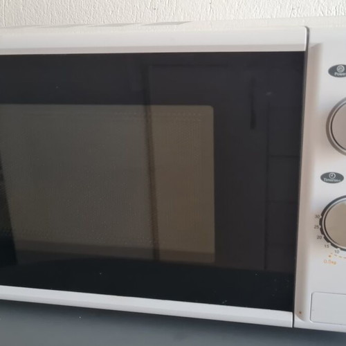Matsui M17MW16E microwave oven, white