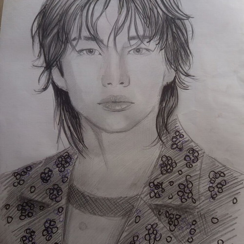 Stray Kids Hyunjin pencil portraits like new, set of 2