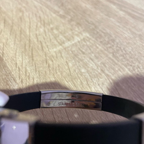 Bracelet new with engraved date 2016-2019, black and silver