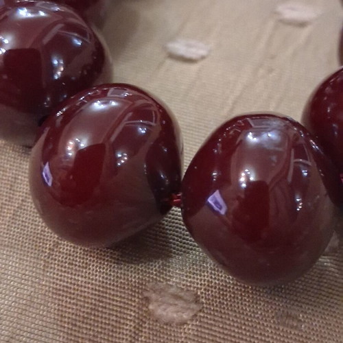 Bakelite komboloi worry beads, Damascus 1998