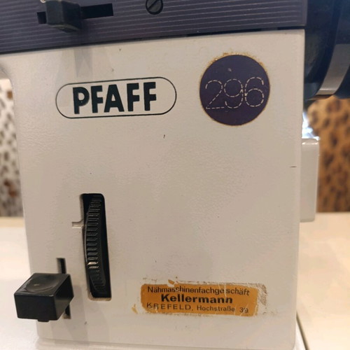 Pfaff 296 sewing machine used, German quality and reliability