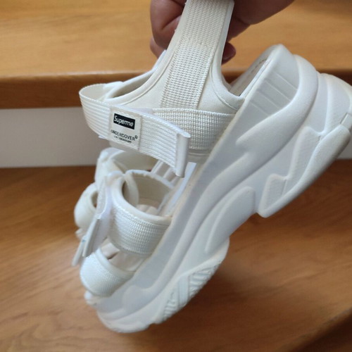Chunky sandals size 36 like new, white with velcro
