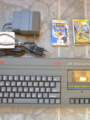 ZX Spectrum 128K+2 grey console
