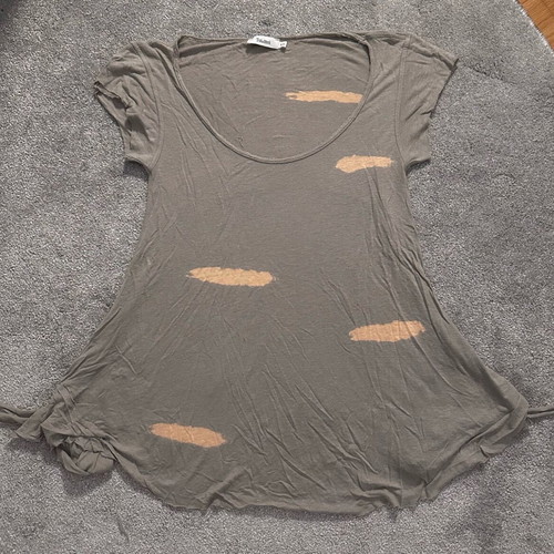 Toi&Moi top like new, size M, puros color with salmon details
