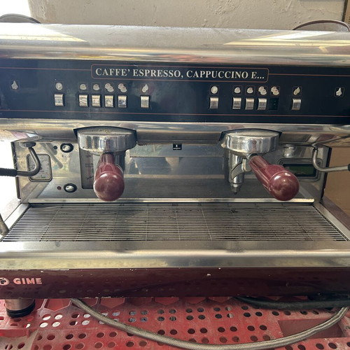 Καφετιέρα espresso Gime μεταχειρισμένη, επαγγελματική μηχανή cappuccino