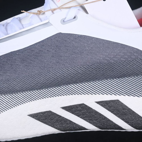 Adidas HyperBoost Edge M running shoes, sizes 36-48