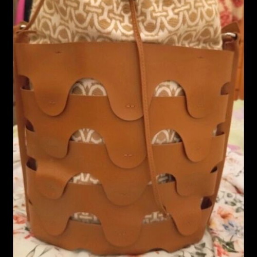 Coccinelle shoulder bag like new, large brown