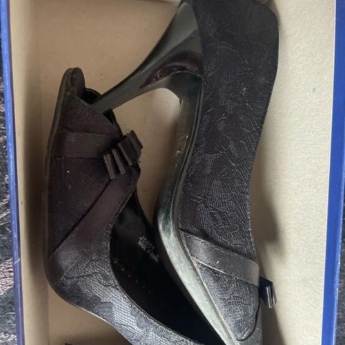 Black Pumps Size 38 Like New