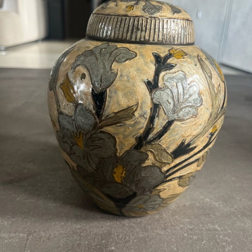 Vintage brass ginger jar with cream enamel and hand-painted motifs like new