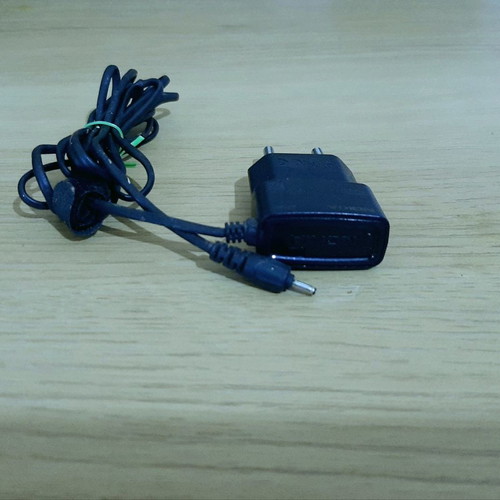 Nokia charger for models 1200, 5220Xm, 2600S, E50, N90 etc.