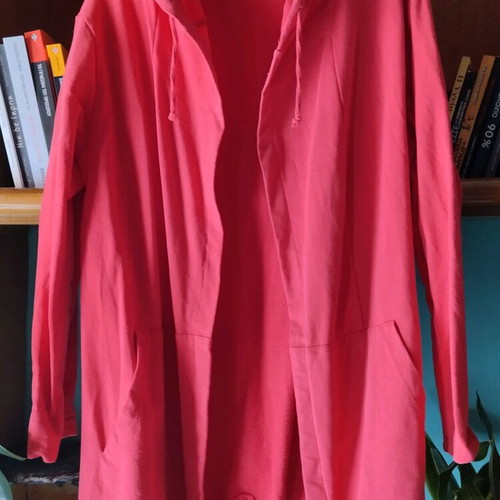 Long sweatshirt jacket like new, size M/L