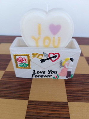 Handmade scented candle new, natural wax and porcelain holder